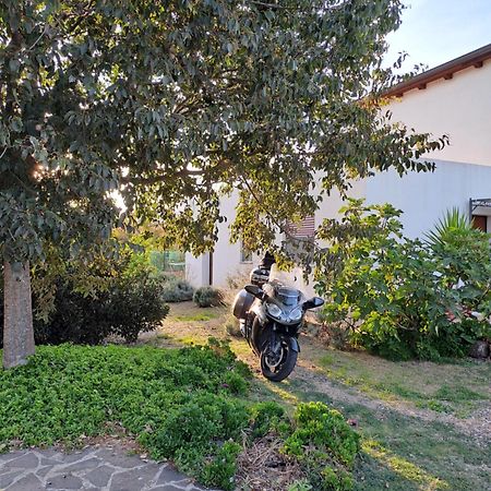 Alma Bed & Breakfast Sennariolo Exterior photo